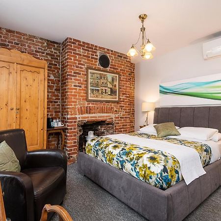 Le Coureur Des Bois Bed & Breakfast Quebec City Ngoại thất bức ảnh