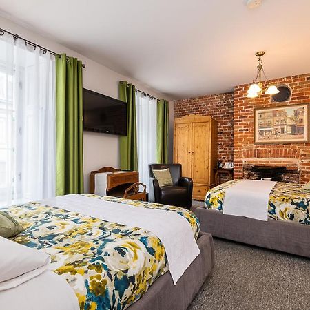 Le Coureur Des Bois Bed & Breakfast Quebec City Ngoại thất bức ảnh