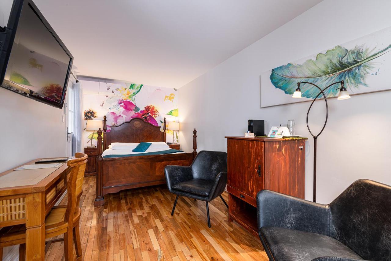 Le Coureur Des Bois Bed & Breakfast Quebec City Ngoại thất bức ảnh