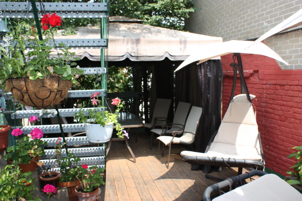 Le Coureur Des Bois Bed & Breakfast Quebec City Ngoại thất bức ảnh