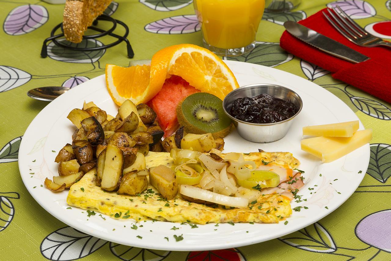 Le Coureur Des Bois Bed & Breakfast Quebec City Ngoại thất bức ảnh